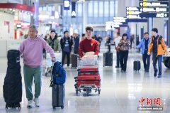 元旦假期最后一天 海口美兰机场迎返程客流高峰